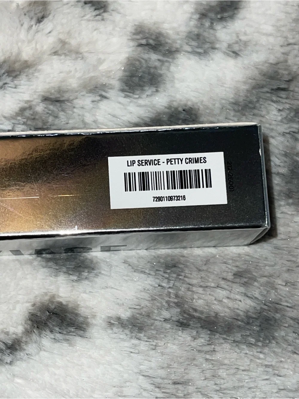 IL Makiage lip service gloss
